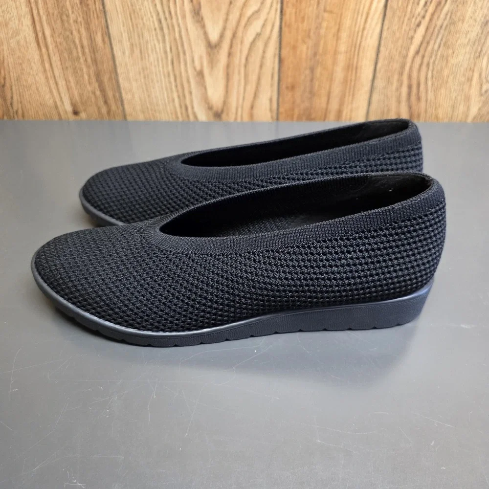 Eileen Fisher designed round